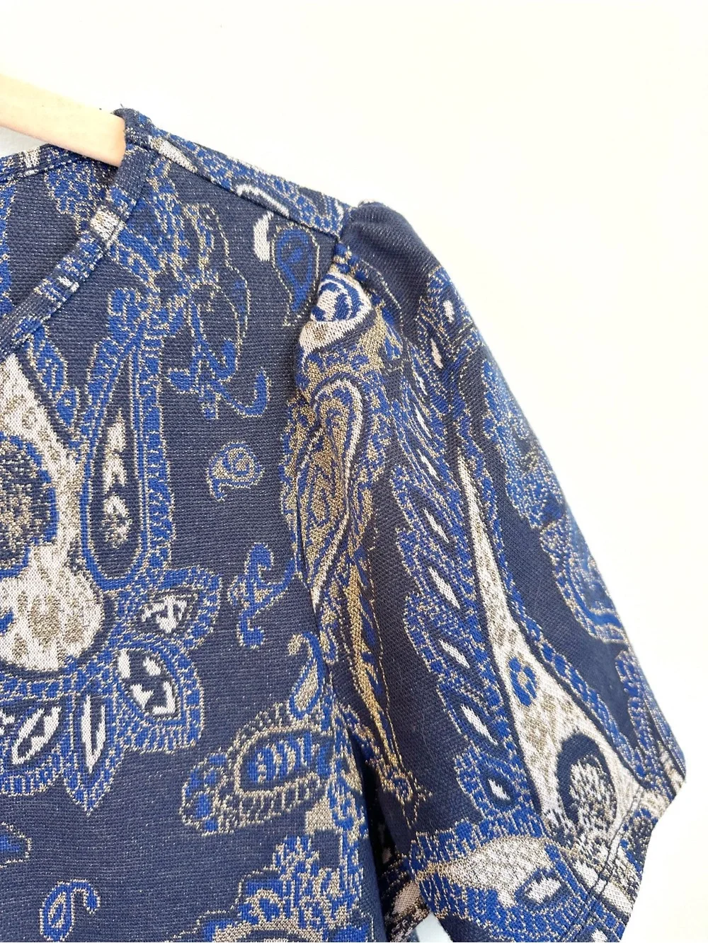 Anthropologie Celestial Blue Metallic Paisley Blouse with Puff Sleeve Detail B2